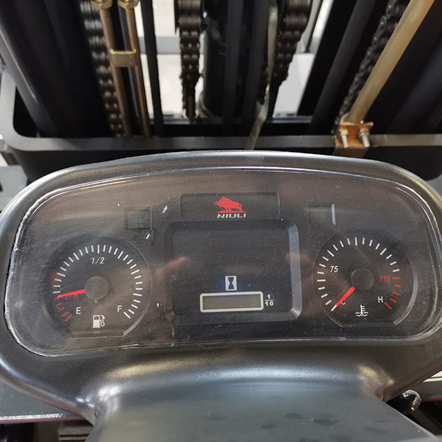 diesel forklift truck for sale дизельный вилочный грузовик на продажу